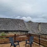 בית נופש Mini Maison Terrasse Vue Montagne Proche Puy Mary Dienne (Cantal)