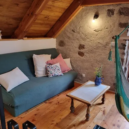 펜션 Mini Maison Terrasse Vue Montagne Proche Puy Mary *
