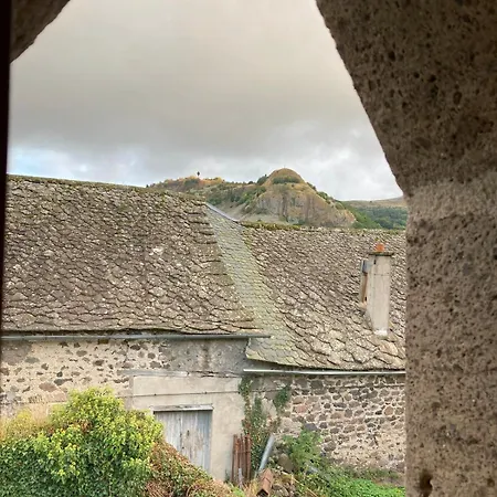 Mini Maison Terrasse Vue Montagne Proche Puy Mary * Dienne (Cantal)
