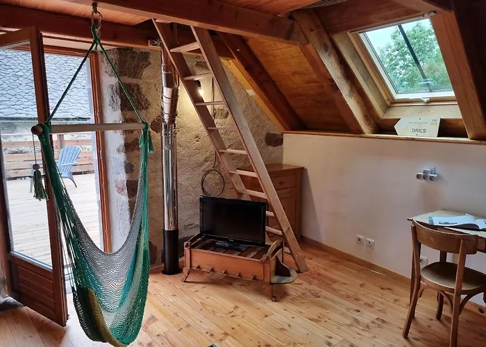 Holiday home Mini Maison Terrasse Vue Montagne Proche Puy Mary