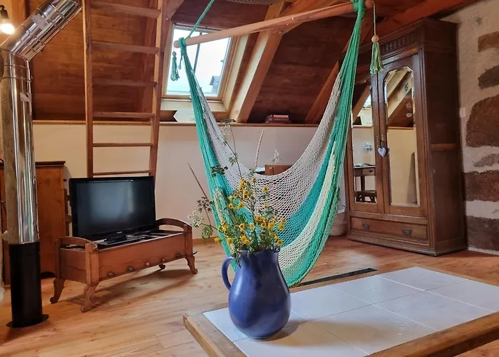 Mini Maison Terrasse Vue Montagne Proche Puy Mary Holiday home