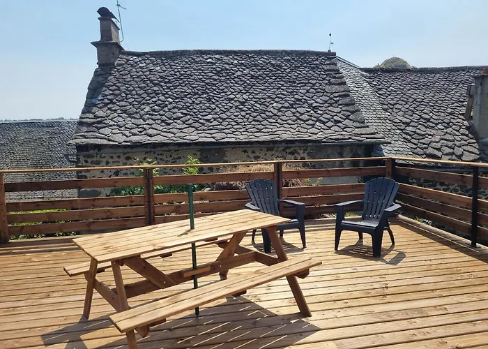 Mini Maison Terrasse Vue Montagne Proche Puy Mary *